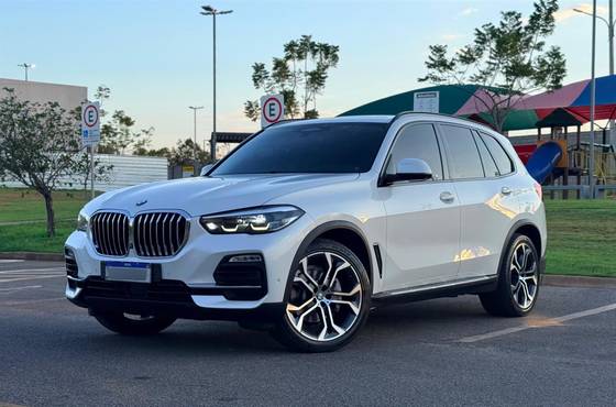 BMW X5 3.0 4X4 30D I6 TURBO DIESEL 4P AUTOMÁTICO BMW X5 3.0 4X4 30D I6 TURBO DIESEL 4P AUTOMÁTICO